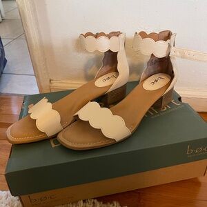 b.o.c. Holly Scalloped Sandals color Bone